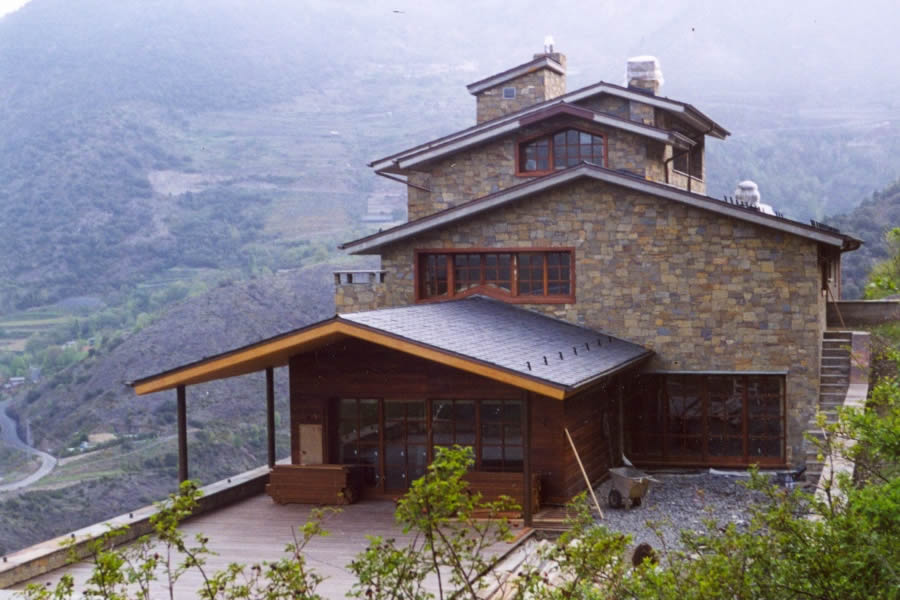 Pirinenca Real Estate Andorra